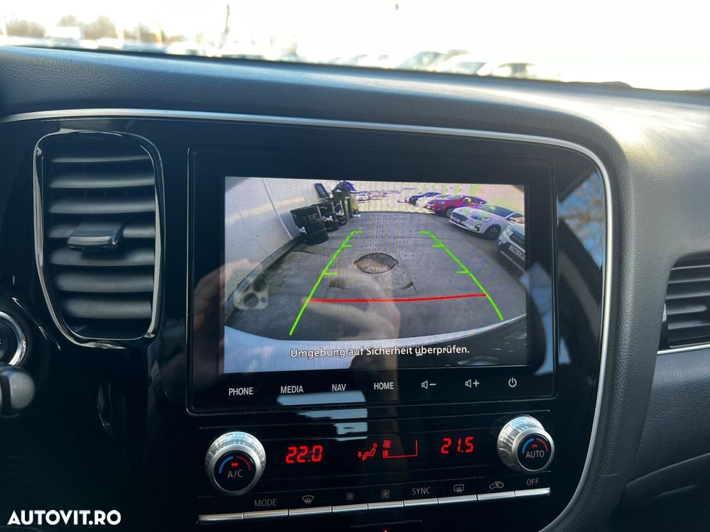 Mitsubishi Outlander 2.4 4WD - 17