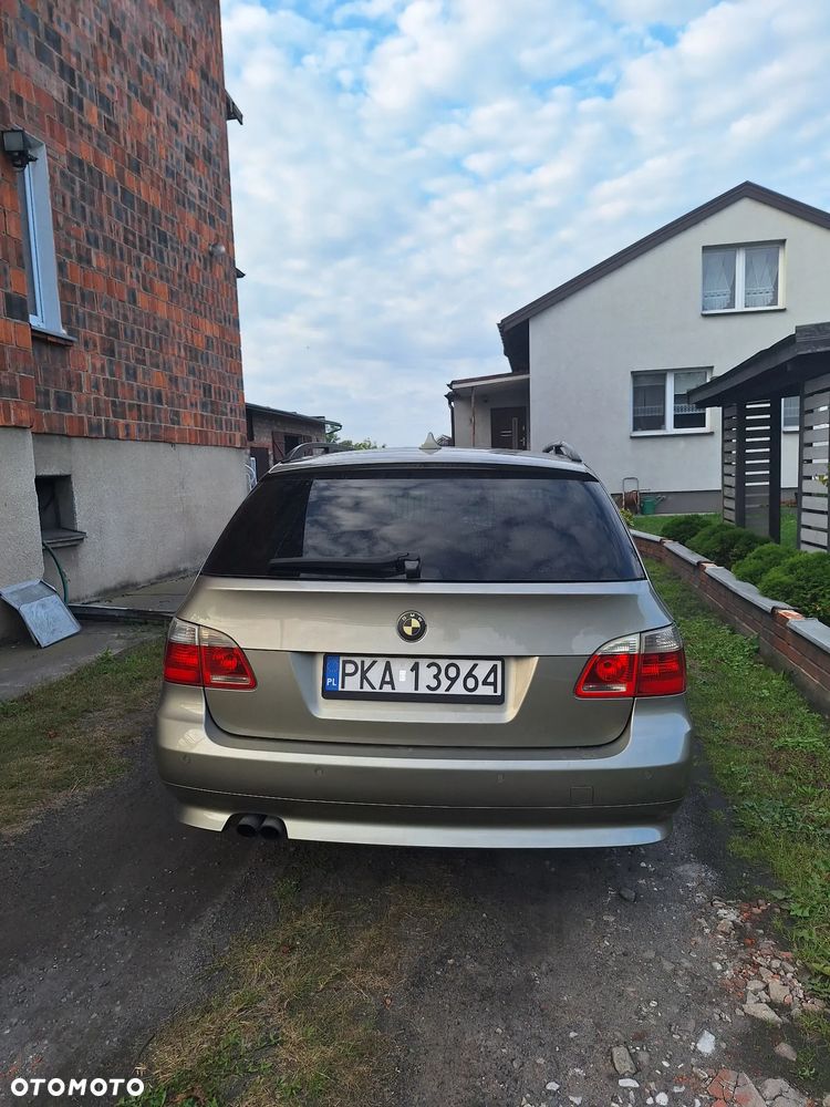 BMW Seria 5 525d - 4