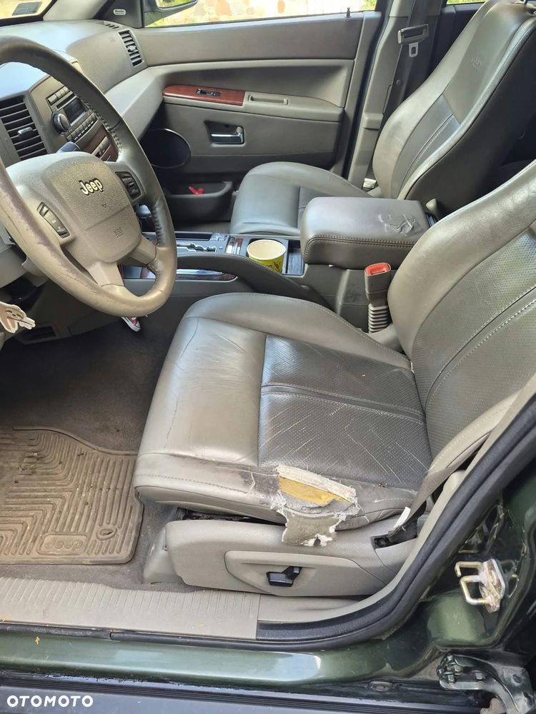Jeep Grand Cherokee - 4
