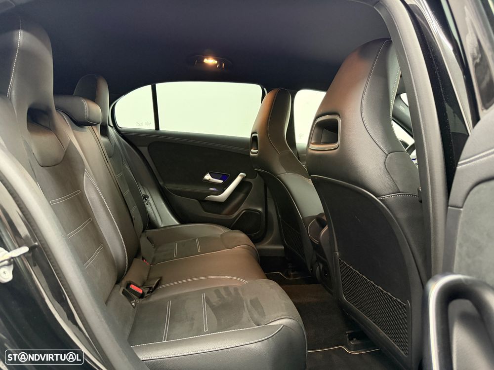 Mercedes-Benz A 250 e AMG Line - 19