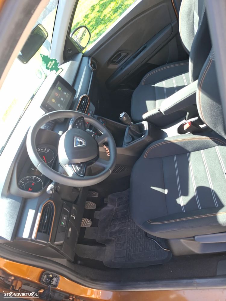 Dacia Sandero 1.0 ECO-G Essential Bi-Fuel - 11