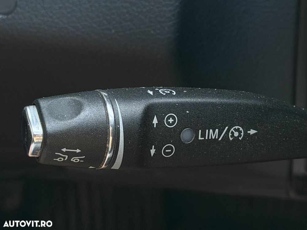 Mercedes-Benz E 220 CDI 7G-TRONIC Avantgarde - 23