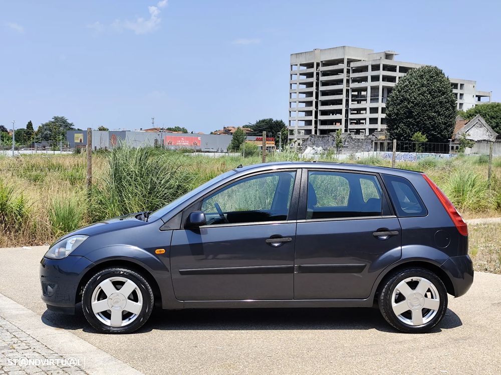 Ford Fiesta 1.4 TDCI Ambiente - 8