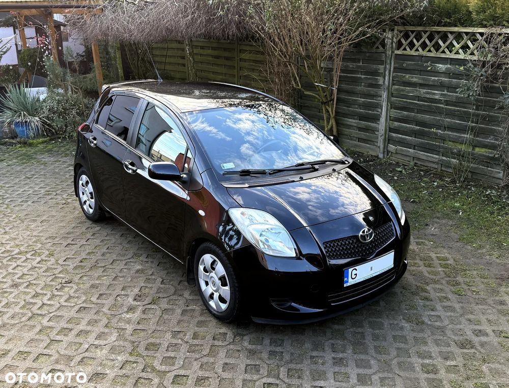 Toyota Yaris 1.3 Edition S - 3