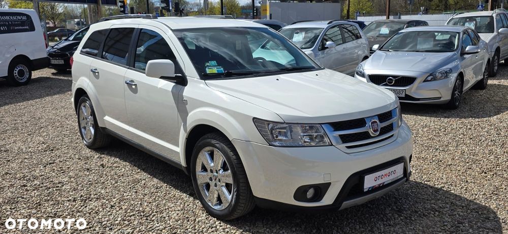 Fiat Freemont 2.0 Multijet 16V DPF Automatik Allrad Lounge - 2