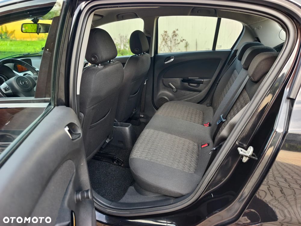 Opel Corsa 1.4 16V Active - 9
