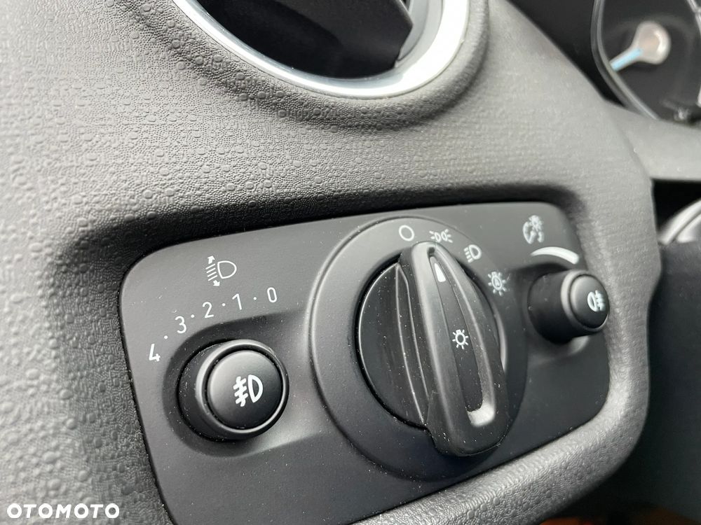 Ford Fiesta 1.0 EcoBoost S&S TITANIUM - 12