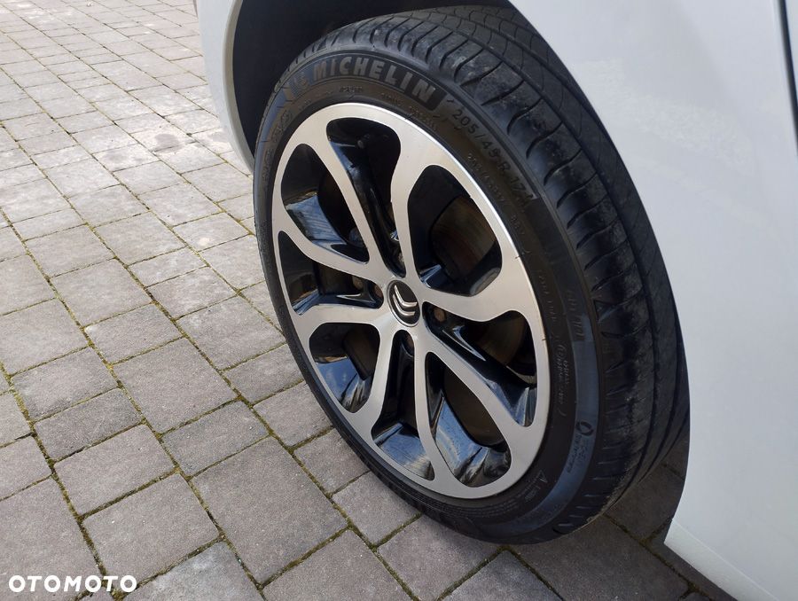 Citroën C3 Picasso VTi 95 Color Selektion - 16