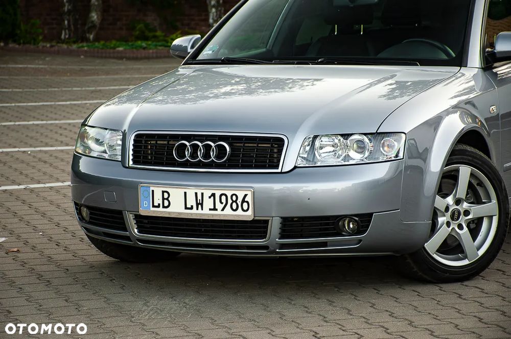 Audi A4 Avant 1.8 T - 8