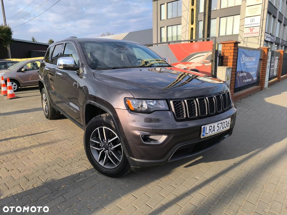 Jeep Grand Cherokee - 1