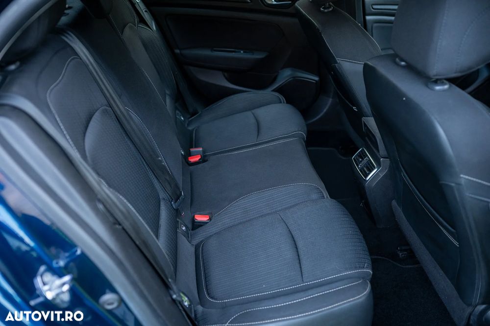 Renault Megane BLUE dCi 115 EDC BUSINESS EDITION - 22