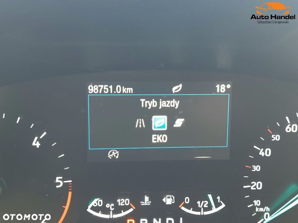 Ford Focus 1.5 EcoBlue Start-Stopp-System TITANIUM - 34
