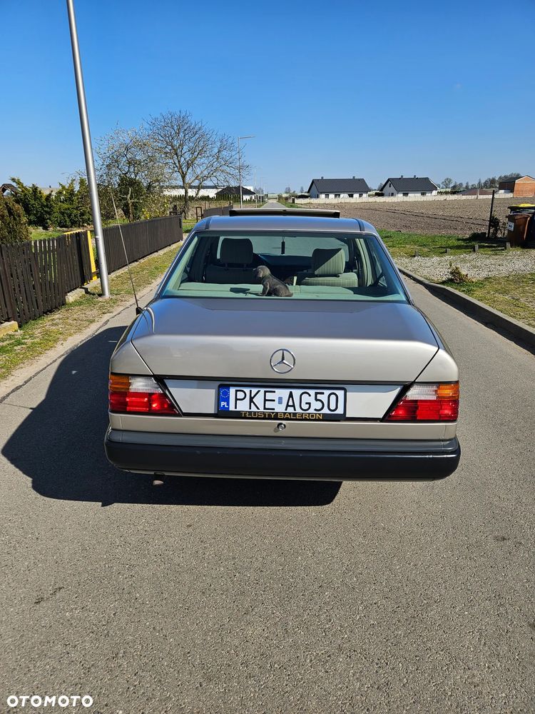Mercedes-Benz W124 (1984-1993) - 4