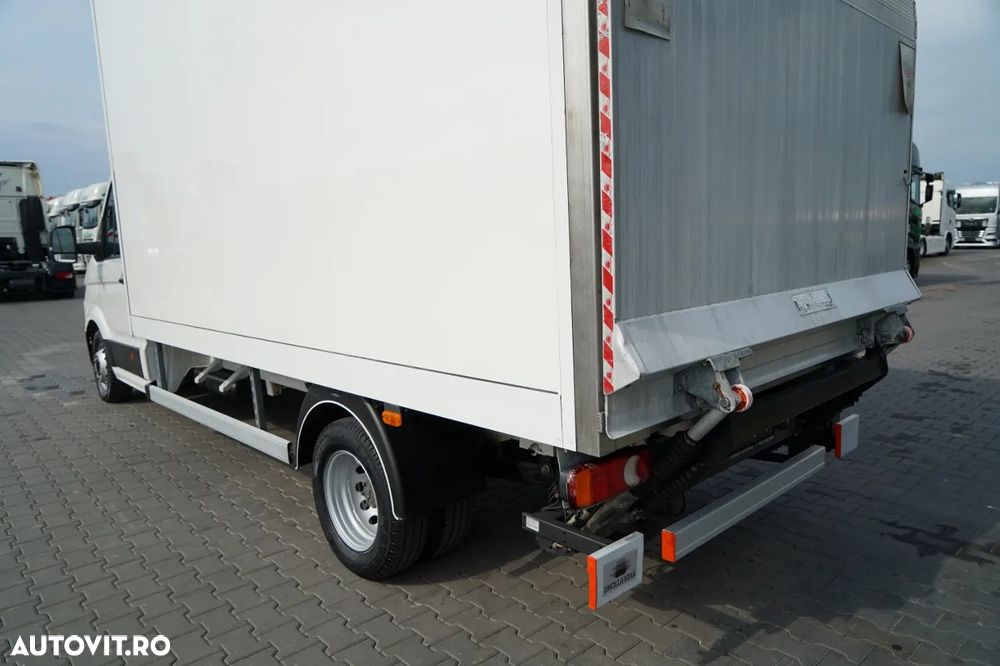 Volkswagen CRAFTER / CONTAINER / DHOLLANDIA LIFT / 2019 / TWIN / 3 LOCURI / - 12