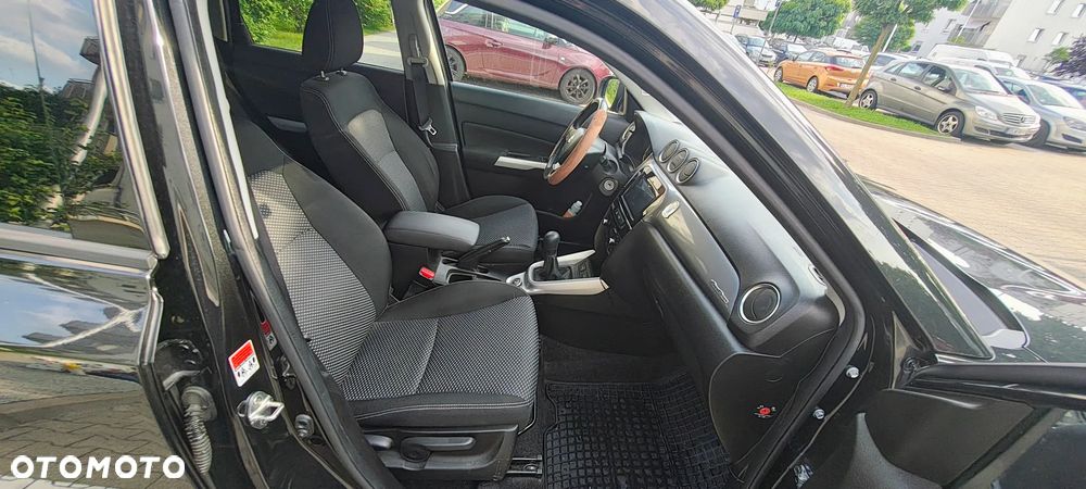 Suzuki Vitara 1.6 Comfort 4WD - 10