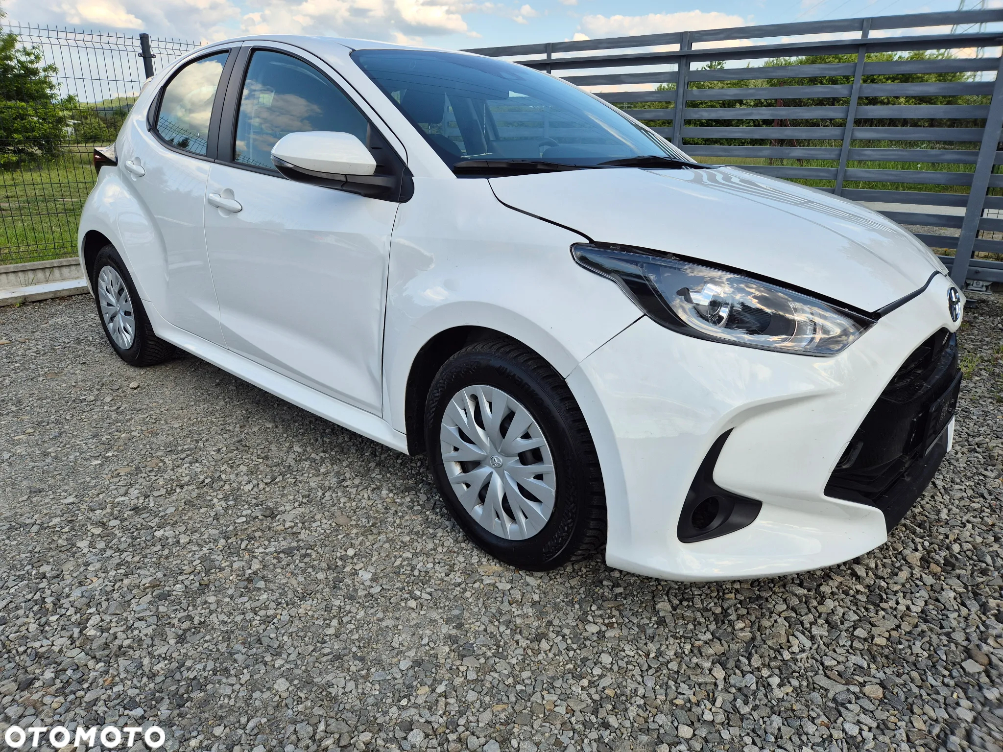 Toyota Yaris Hybrid 1.5 Comfort - 2