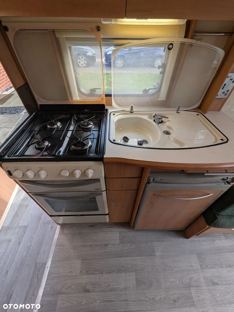 SWIFT CHALLENGER 520SE - 25