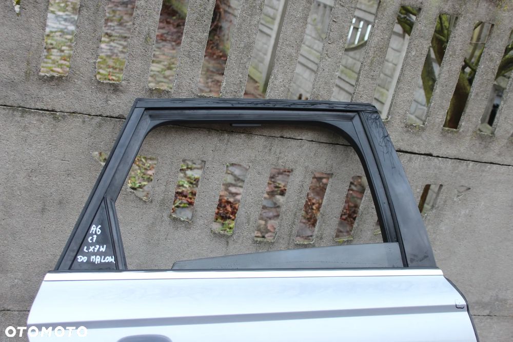 DRZWI TYLNE PRAWE AUDI A6 C7 AVANT AUDI ALLROAD LX7W 2015 - 17