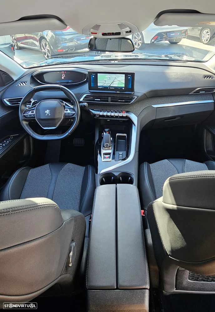 Peugeot 3008 PureTech 130 Stop & Start GPF EAT8 Roadtrip - 11