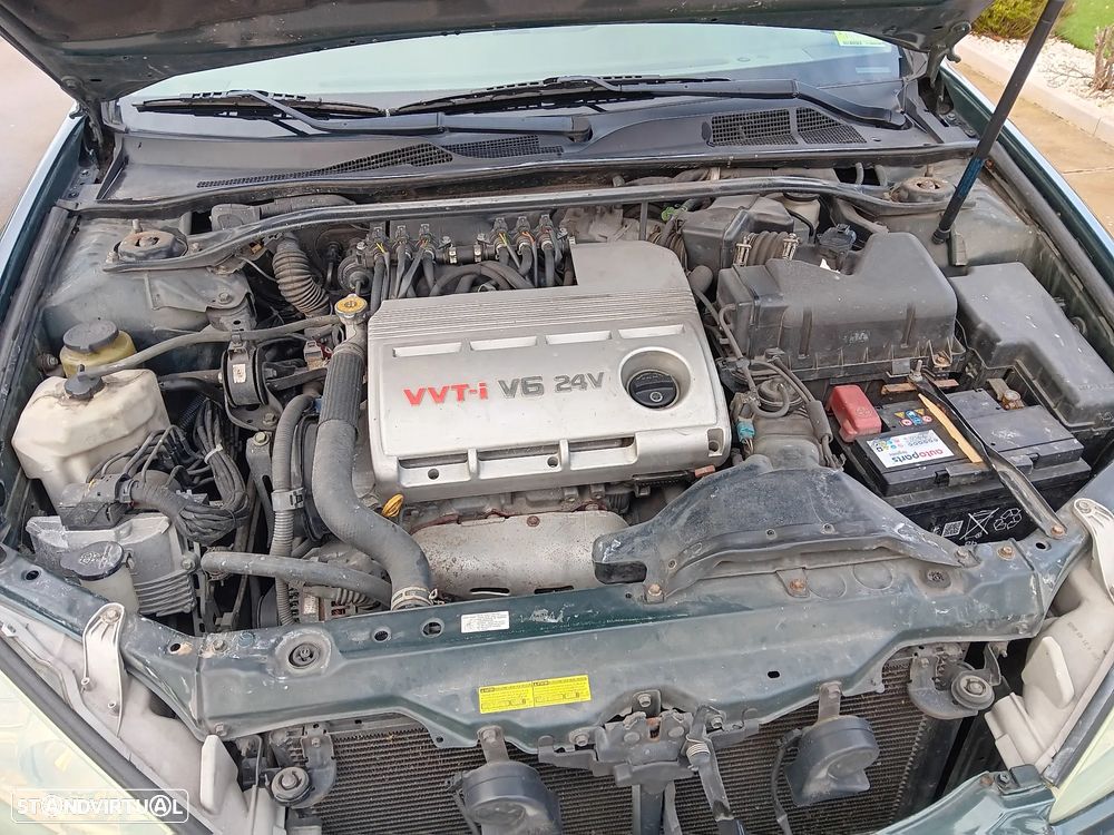 Toyota Camry 3.0 - 6