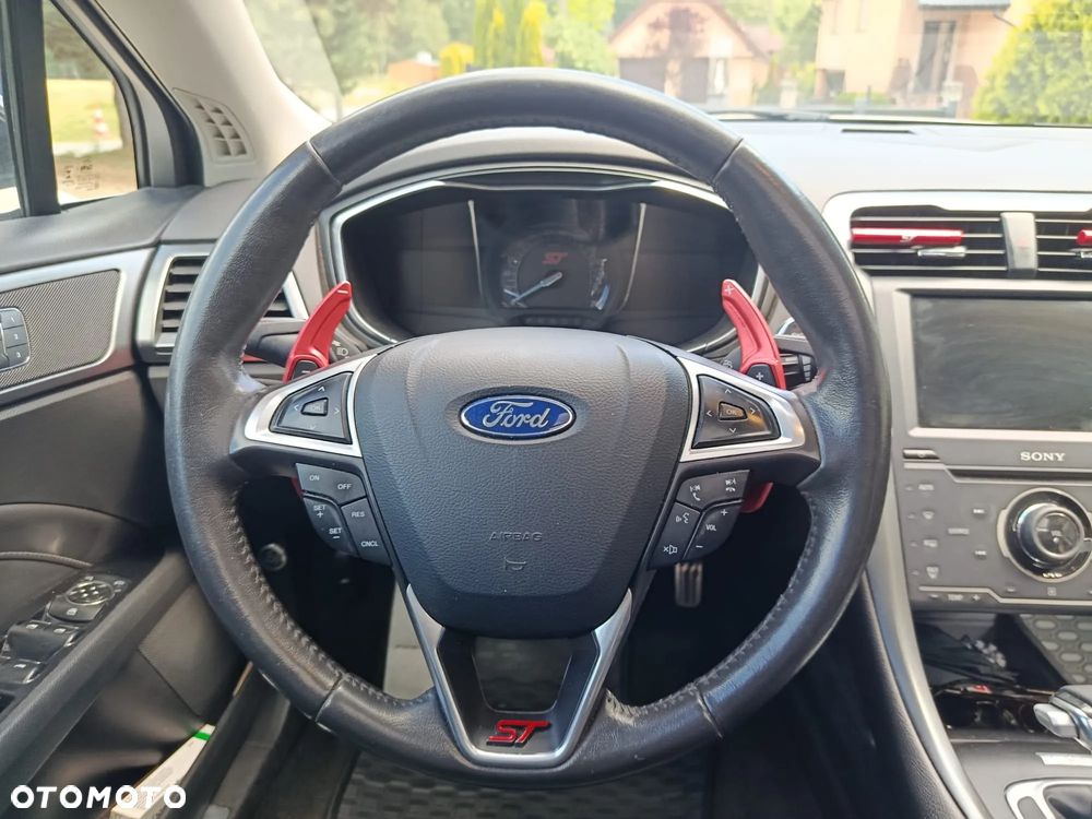 Ford Fusion 2.0 EcoBoost Titanium - 21