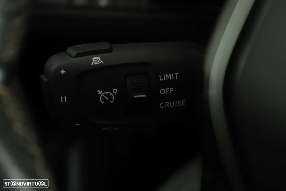 Peugeot 3008 1.2 PureTech GT EAT8 - 18