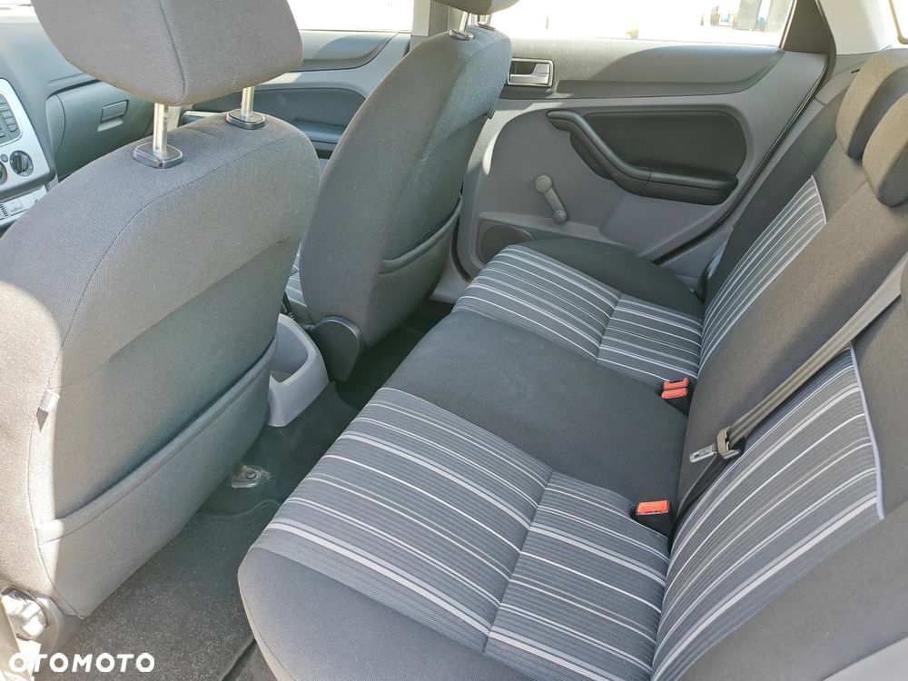 Ford Focus 1.6 Silver X EU5 - 20