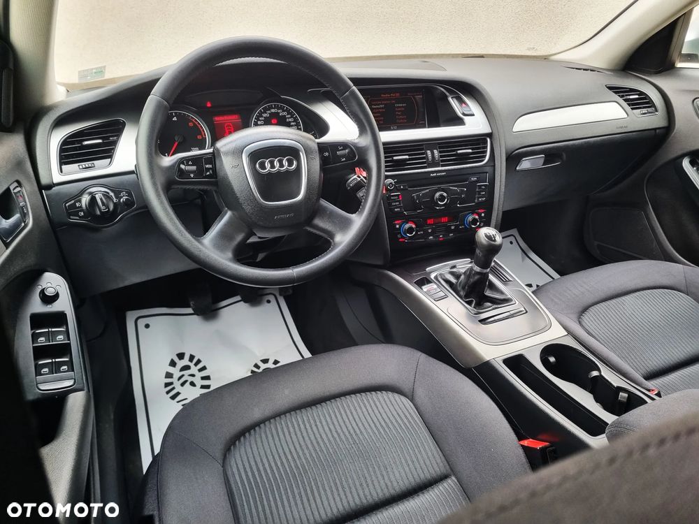 Audi A4 Avant 2.0 TDI - 7