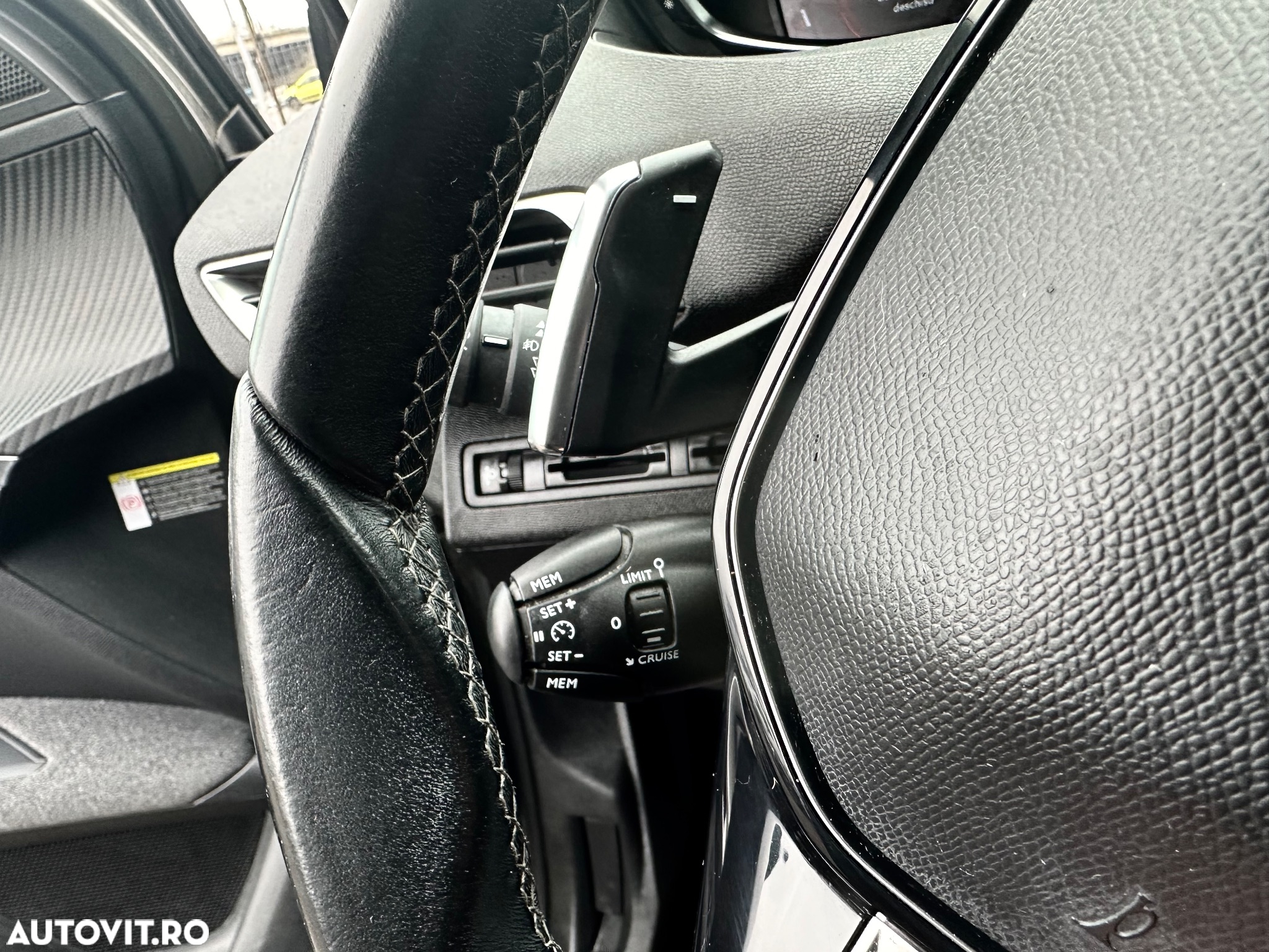Peugeot 3008 1.5 BlueHDI S&S EAT8 Active - 17