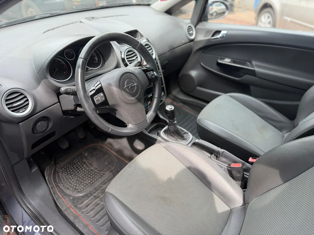 Opel Corsa 1.2 16V Color Edition - 11