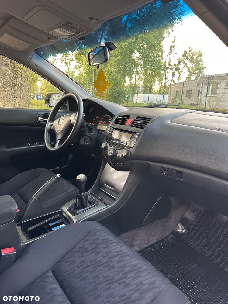 Honda Accord 2.0 Comfort - 6