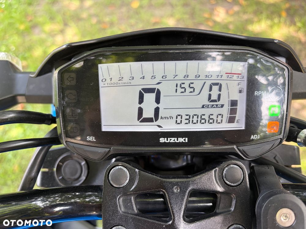 Suzuki GSX - 5