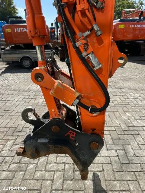 Hitachi ZX135US-6 - 15