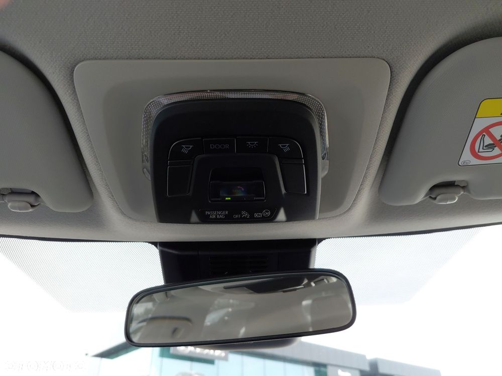 Toyota Corolla 1.8 Hybrid Comfort - 25