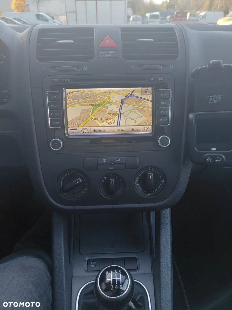 Volkswagen Golf - 20