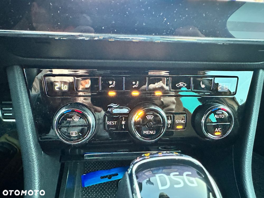 Skoda Superb 2.0 TDI SCR Sportline DSG - 29