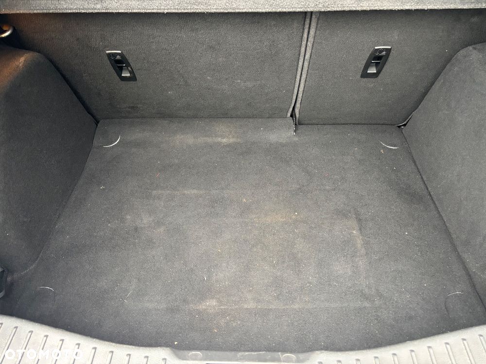 Ford Focus 1.0 EcoBoost SYNC Edition ASS - 16