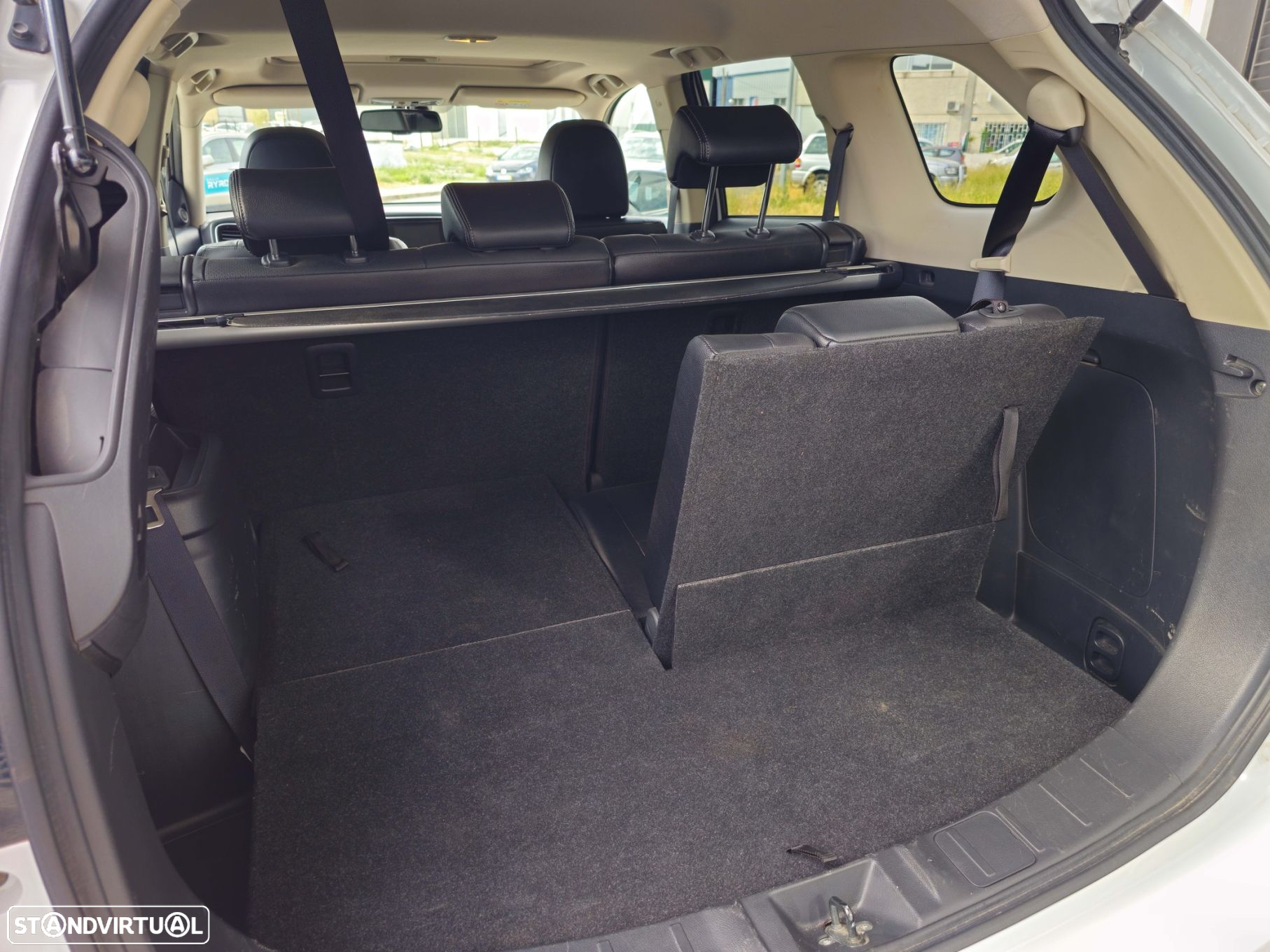 Mitsubishi Outlander 2.2 DI-D Intense+ - 9