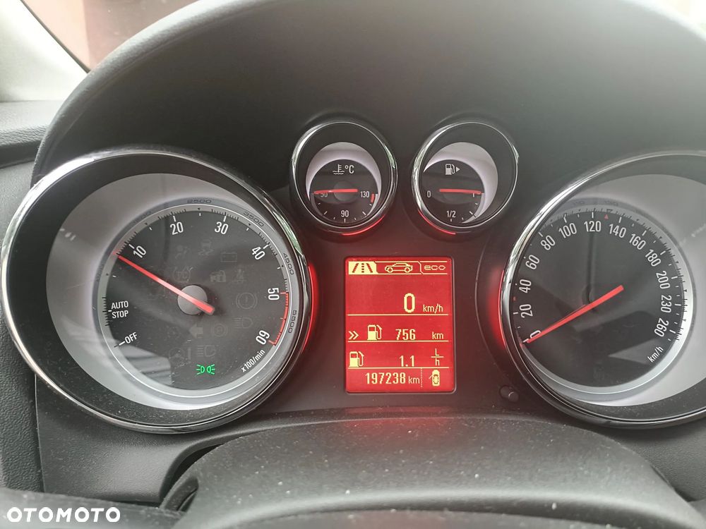 Opel Astra 1.6 CDTI Sport - 11