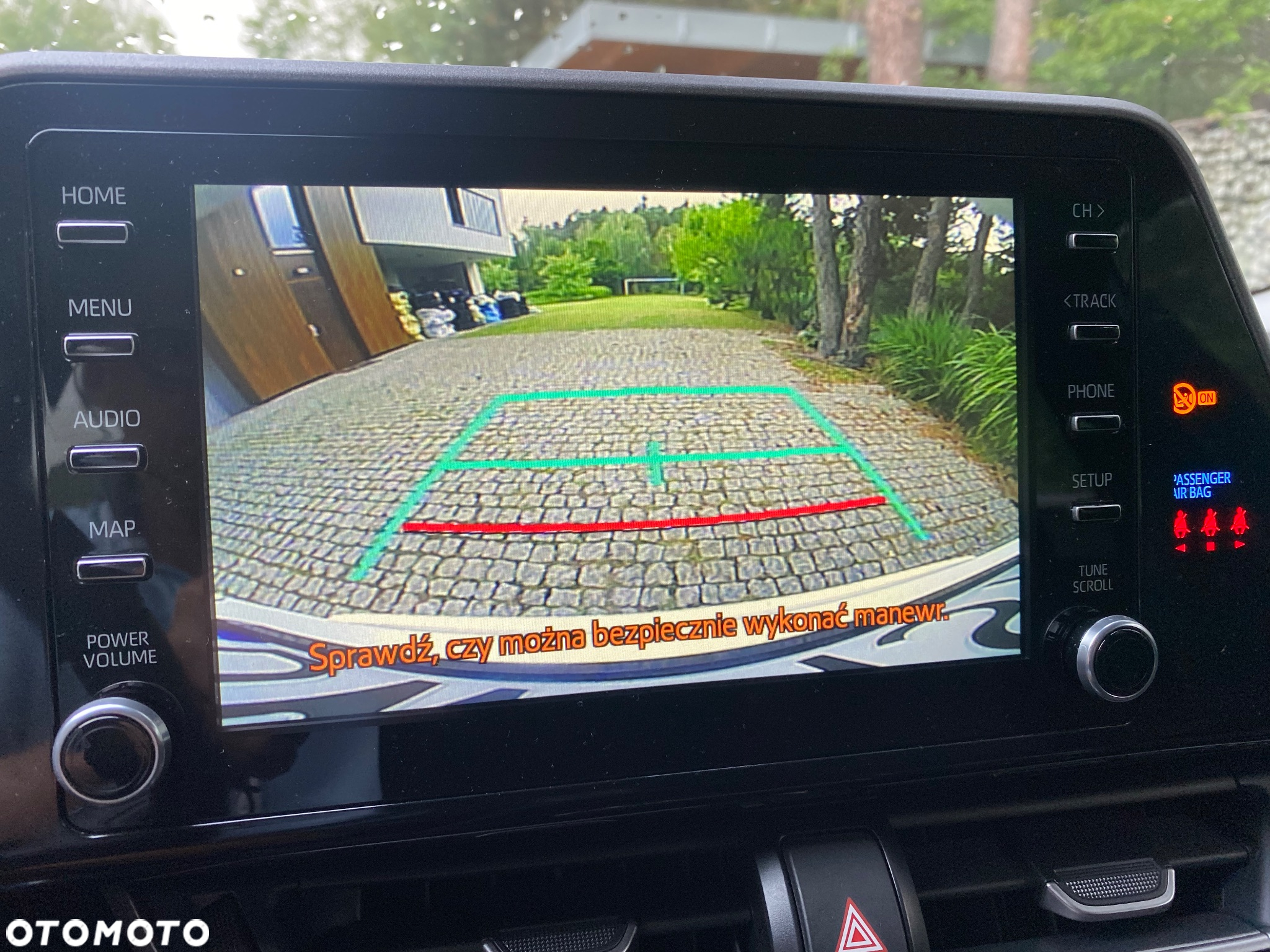 Toyota C-HR 1.8 Hybrid GPF Comfort - 36