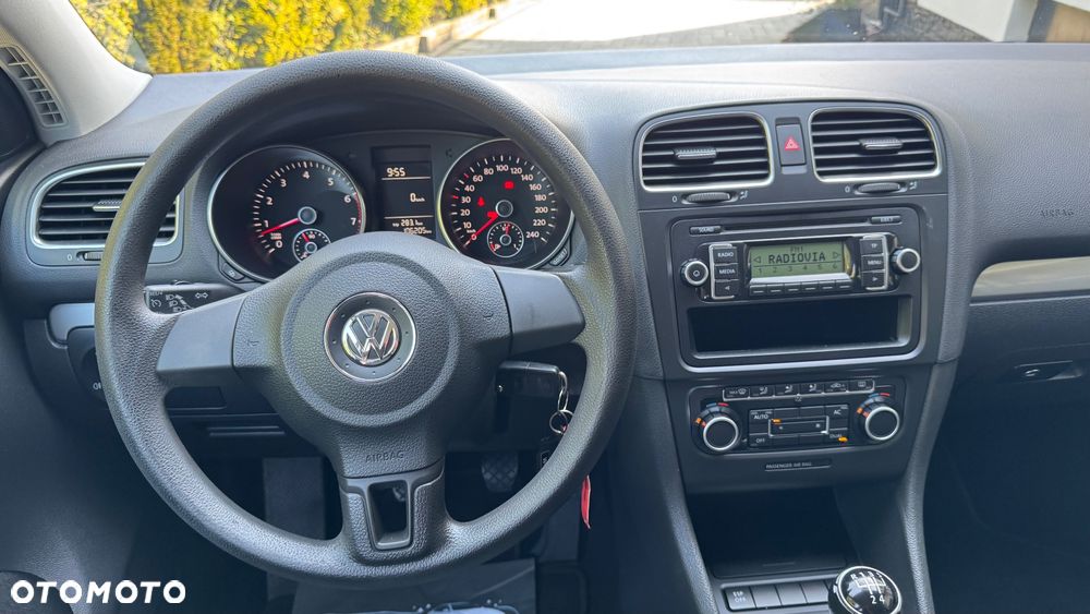 Volkswagen Golf 1.6 Comfortline - 31