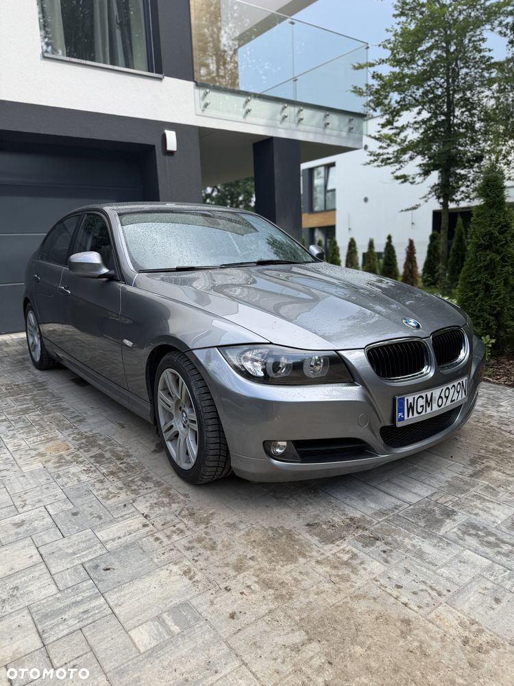 BMW Seria 3 318i - 2
