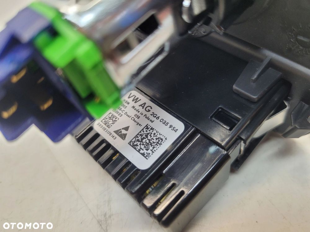 WEJŚCIE GNIAZDO PORT USB TYP C TYŁ AUDI Q4 E-TRON 89A863324A 2G6035954 - 9