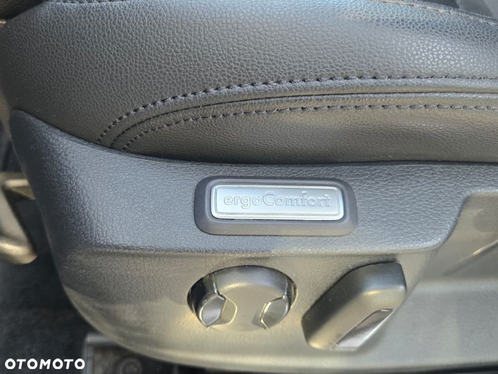 Volkswagen Passat 2.0 TDI Bi-Turbo BMT 4Mot Highline DSG - 15