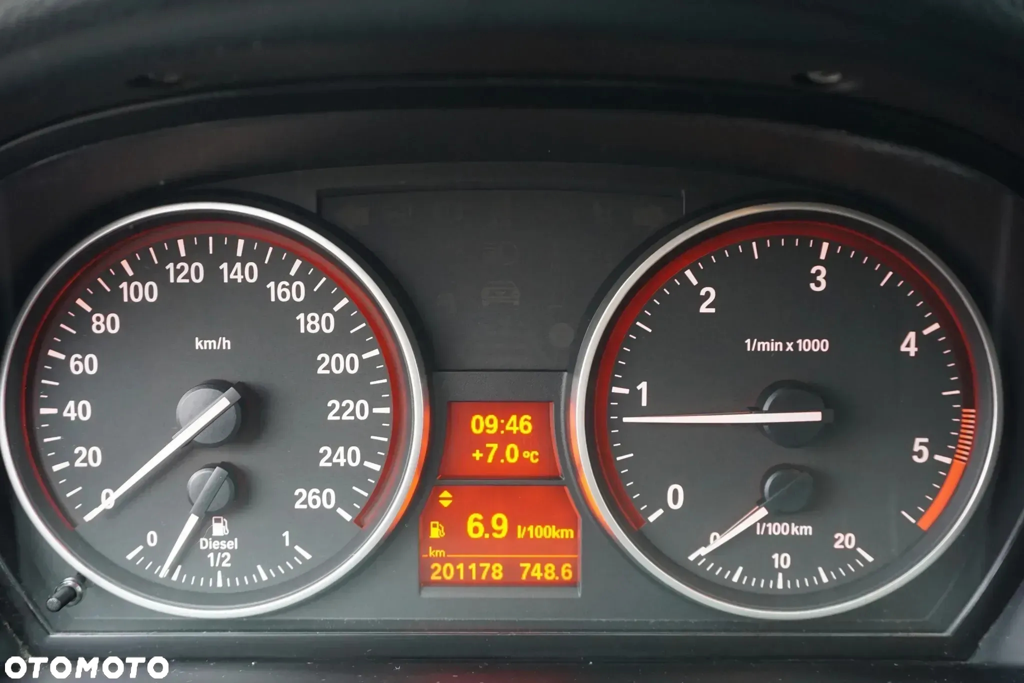 BMW X1 - 28