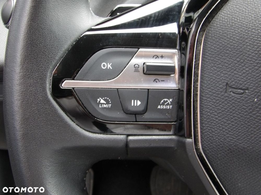 Peugeot 308 1.5 BlueHDi Allure Pack S&S EAT8 - 16