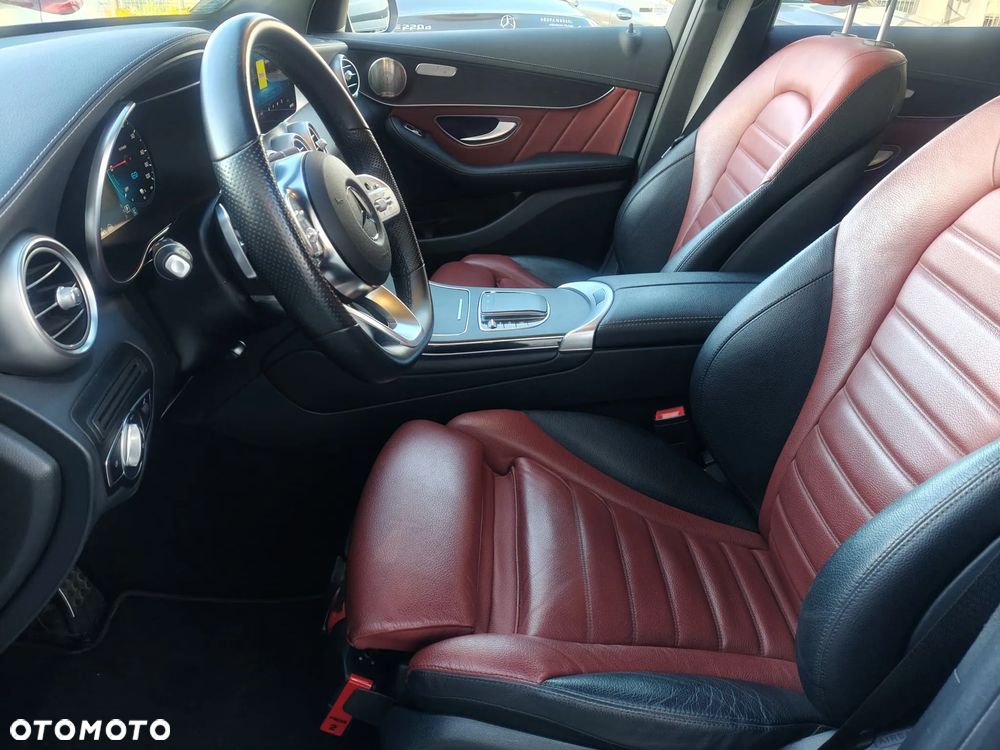 Mercedes-Benz GLC Coupe 300 e 4-Matic - 10