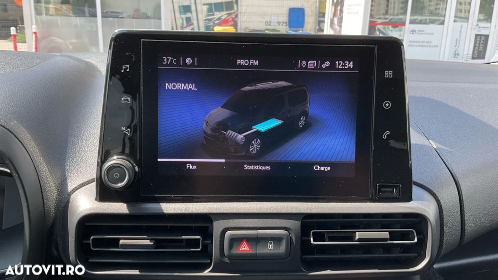 Toyota Proace 136 CP 50 kWh L2 6+1 Family+ - 24