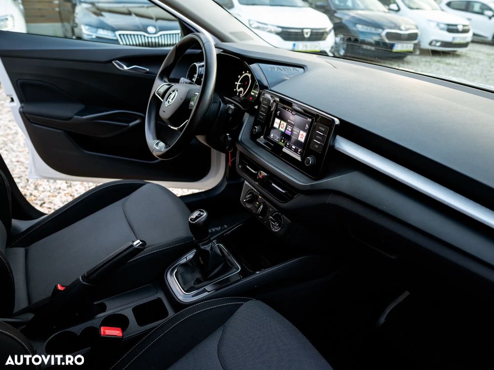 SKODA Fabia 2023 — imagine 27