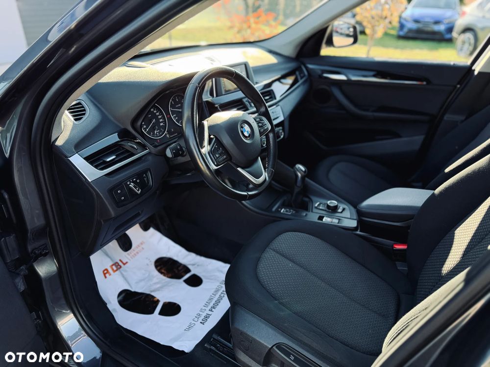BMW X1 sDrive18d - 14